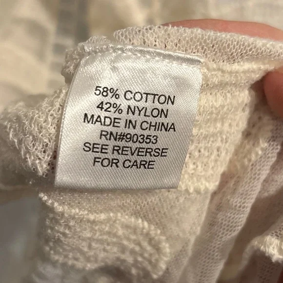 Rebellion Again Lacy Duster/Kimono in Cream - Picture 5 of 5